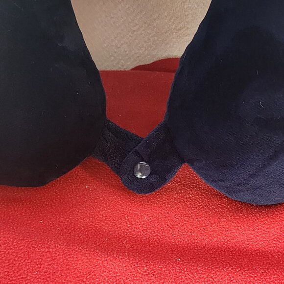 Protégé Cobalt Blue Poly 12"x13"  Zip Out Memory Foam Neck Pillow w/Snap Closure - Picture 6 of 16